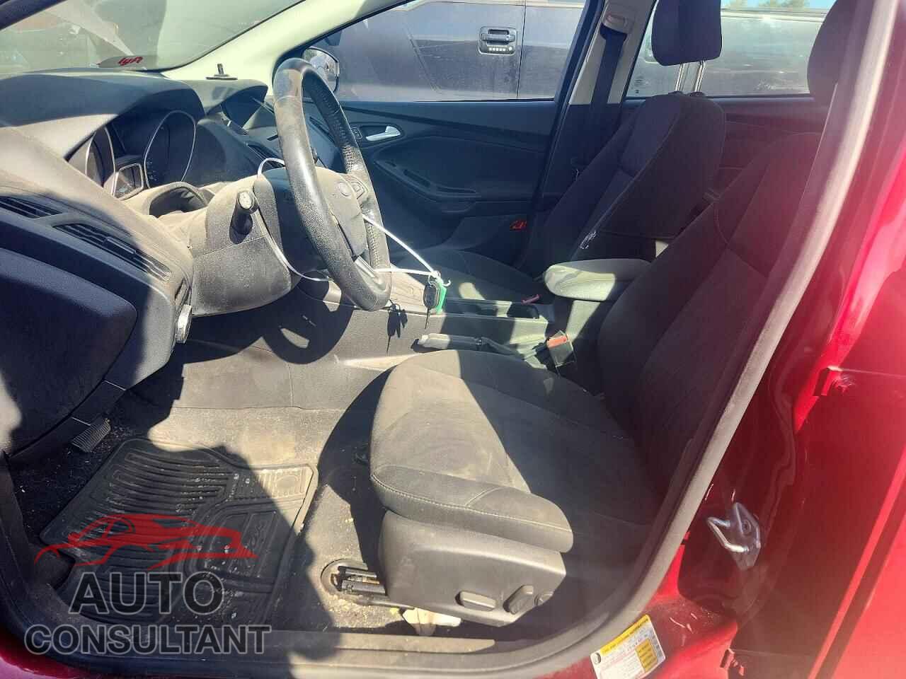 FORD FOCUS 2016 - 1FADP3F20GL377501