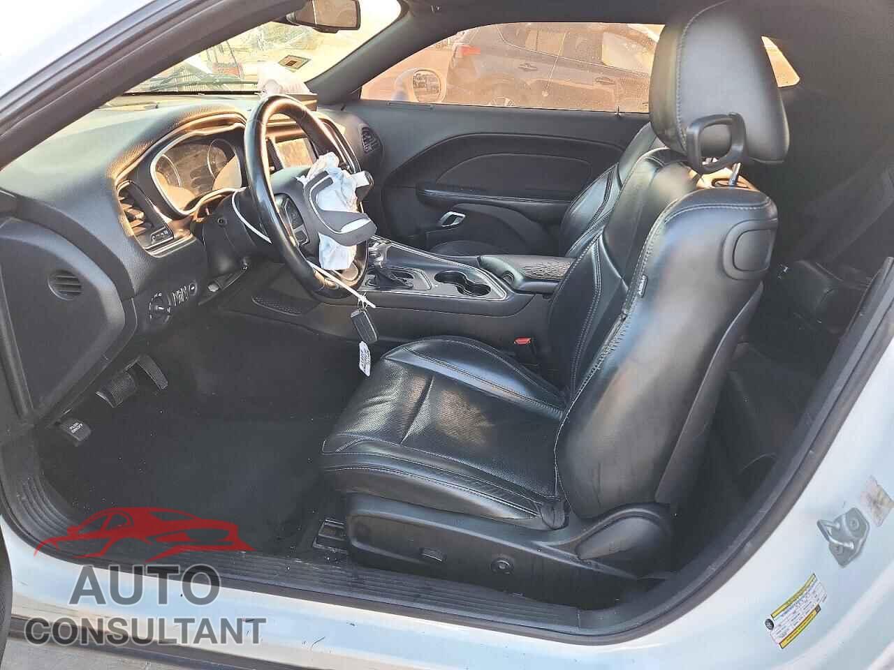 DODGE CHALLENGER 2018 - 2C3CDZAG2JH258877