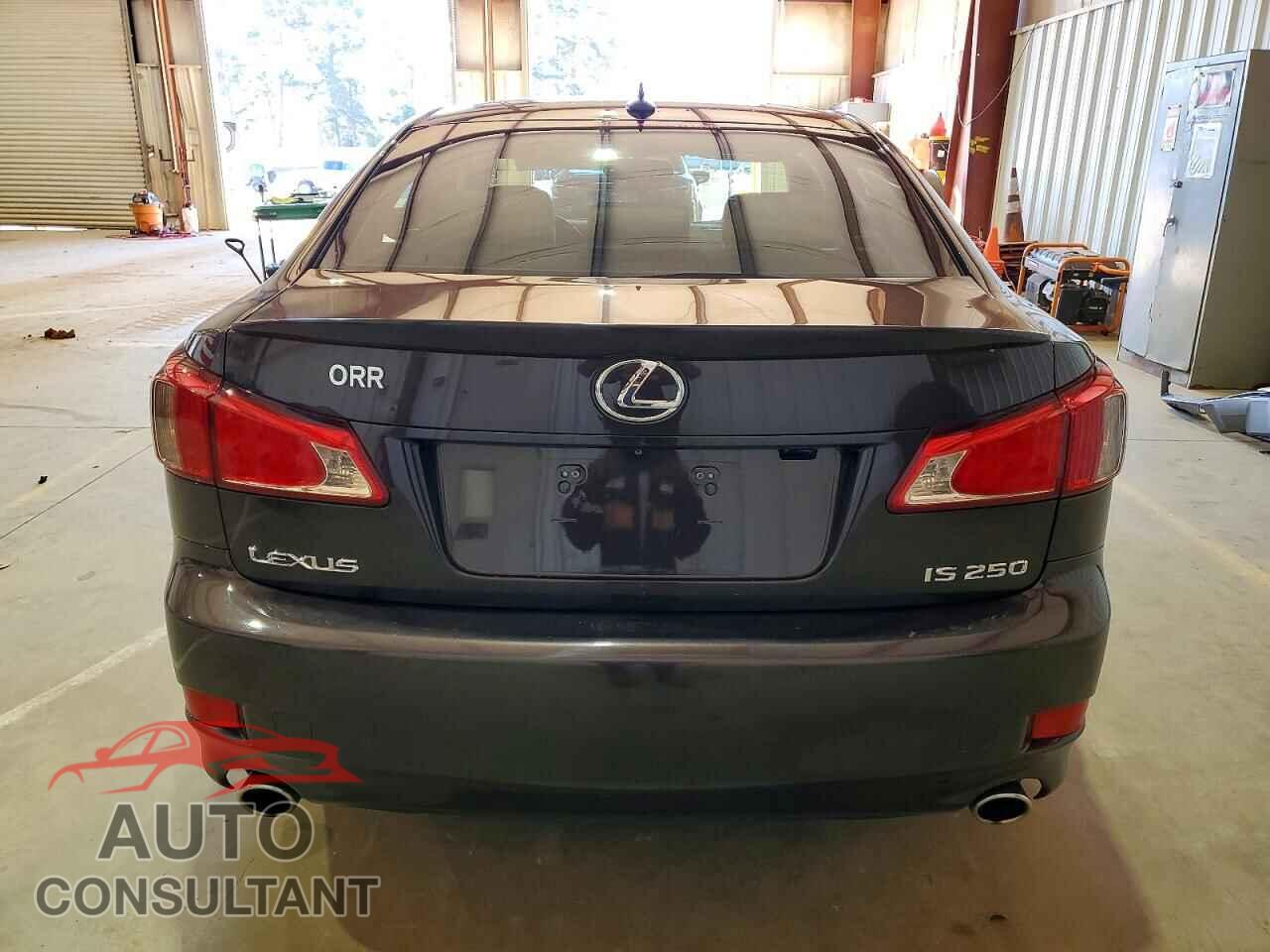 LEXUS IS 2012 - JTHBF5C20C5178790