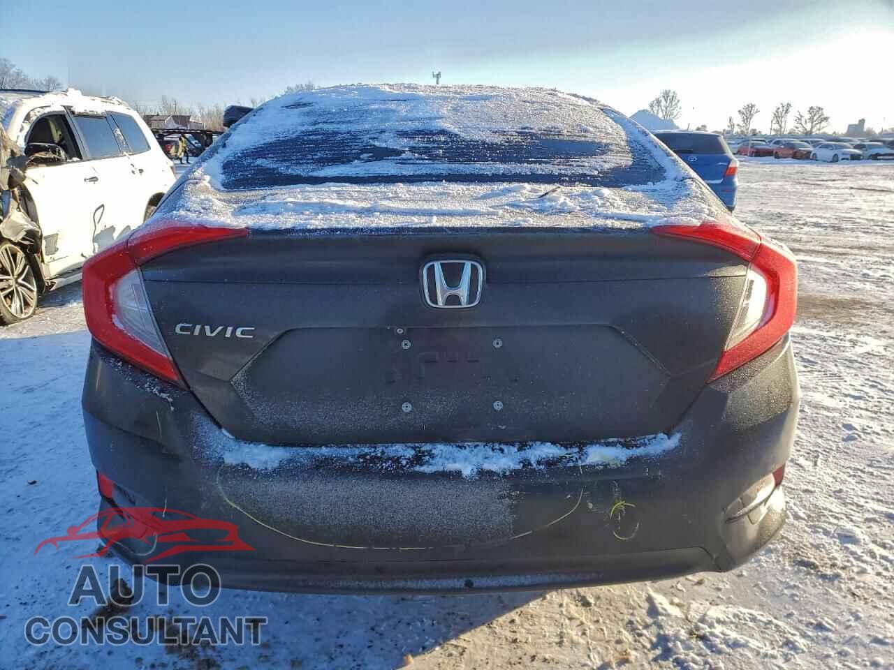 HONDA CIVIC 2018 - 2HGFC2F54JH000680