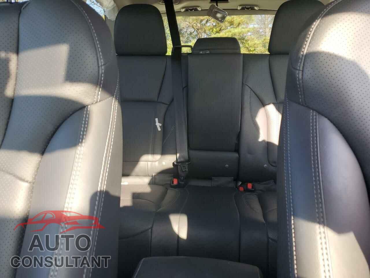 SUBARU FORESTER 2023 - JF2SKAPC0PH446879