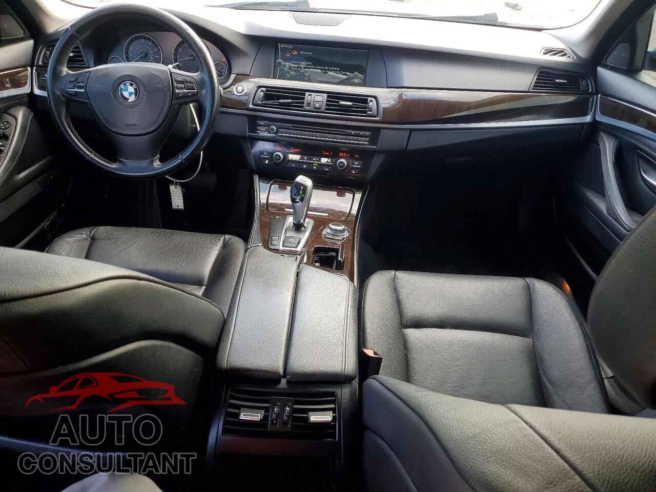 BMW 5 SERIES 2011 - WBAFU7C55BC871005