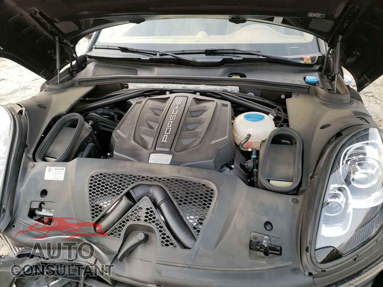 PORSCHE MACAN 2015 - WP1AB2A5XFLB73616