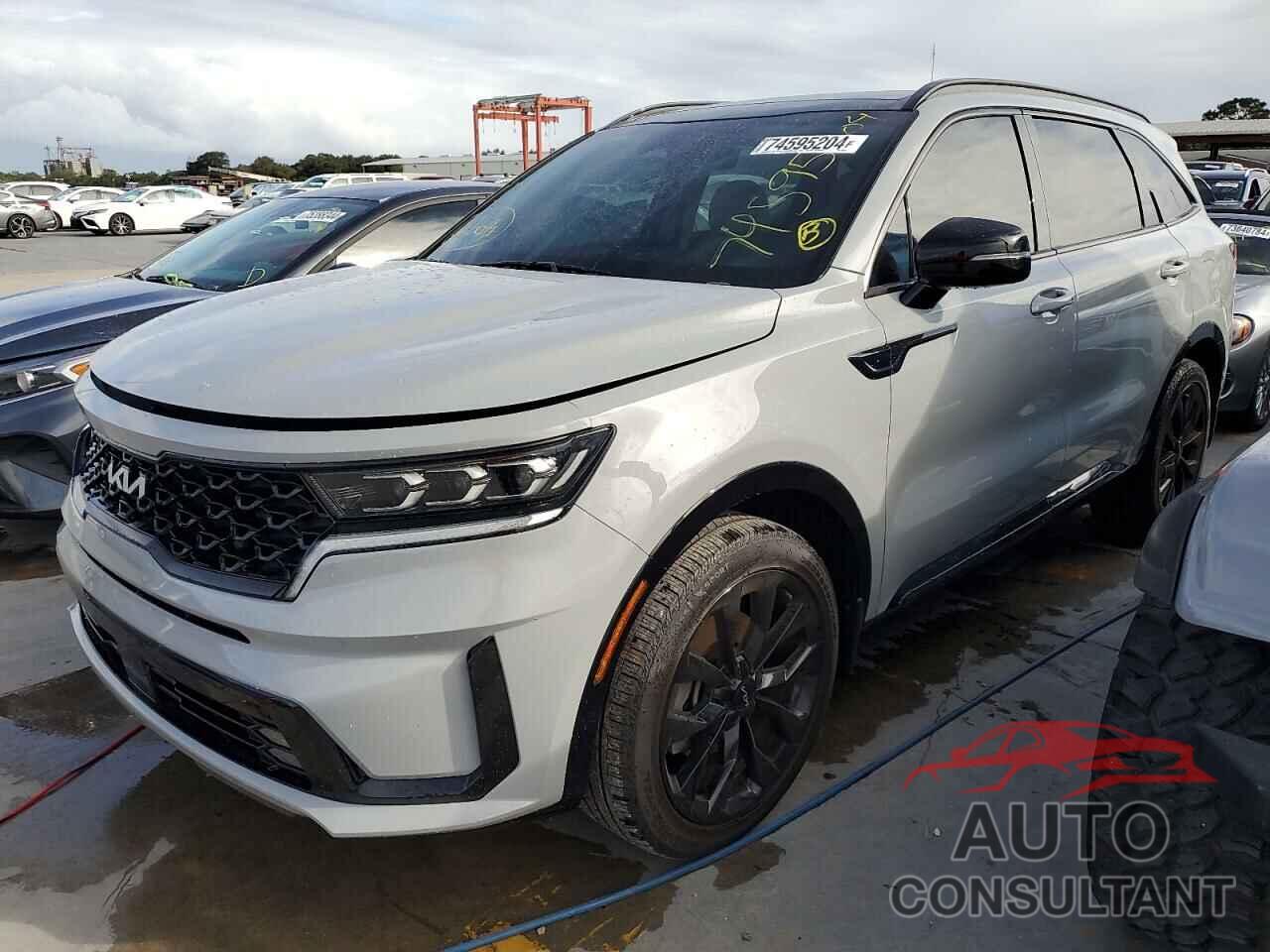 KIA SORENTO 2022 - 5XYRK4LF1NG093878