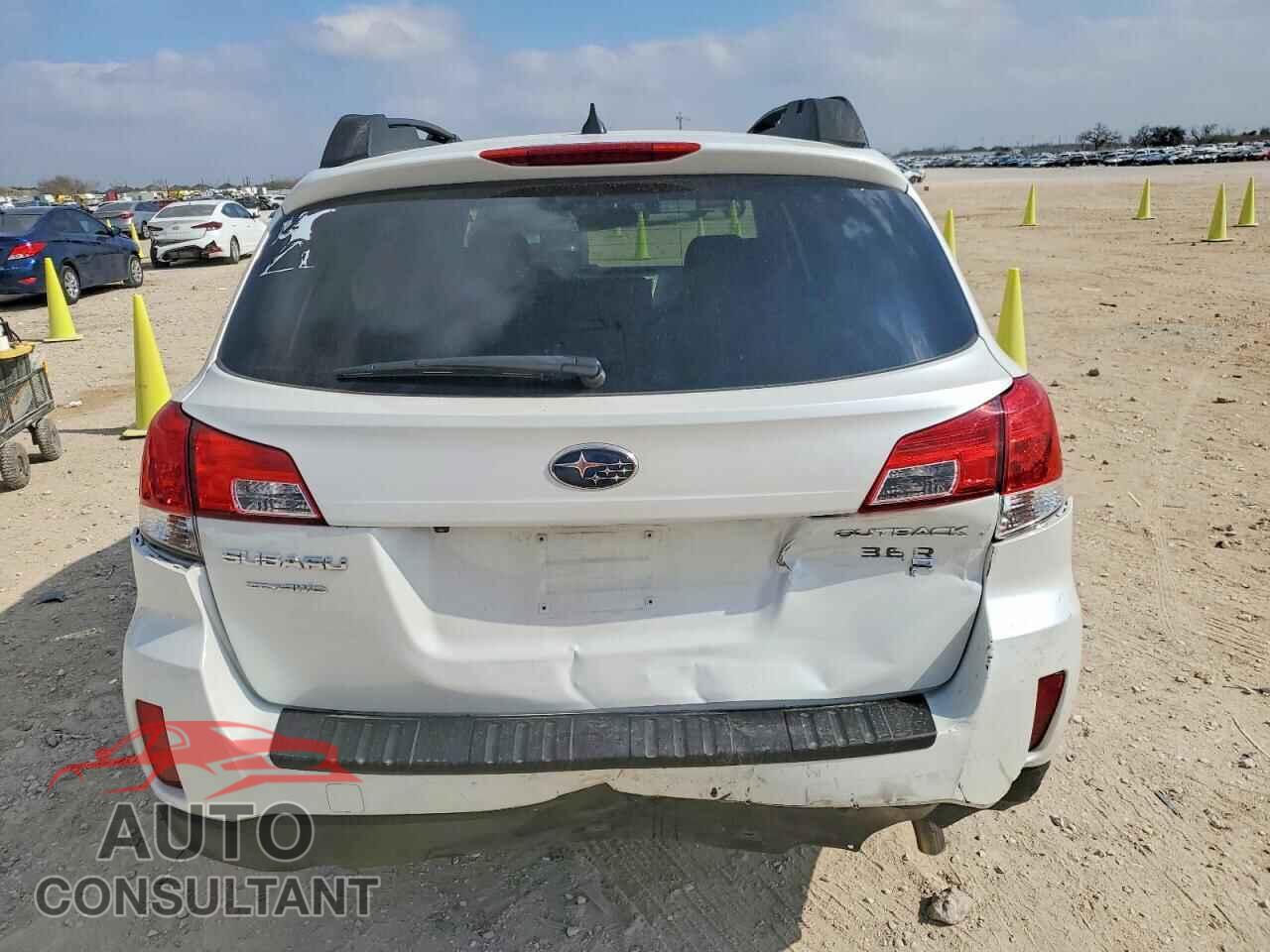 SUBARU OUTBACK 2014 - 4S4BRDPC9E2311150