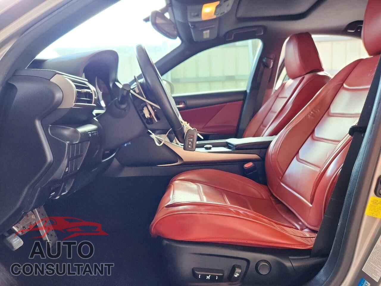 LEXUS IS 2015 - JTHBF1D2XF5074271