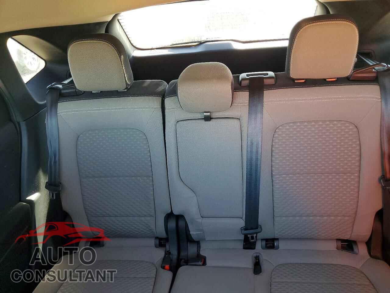 FORD ESCAPE 2020 - 1FMCU0G65LUA95952