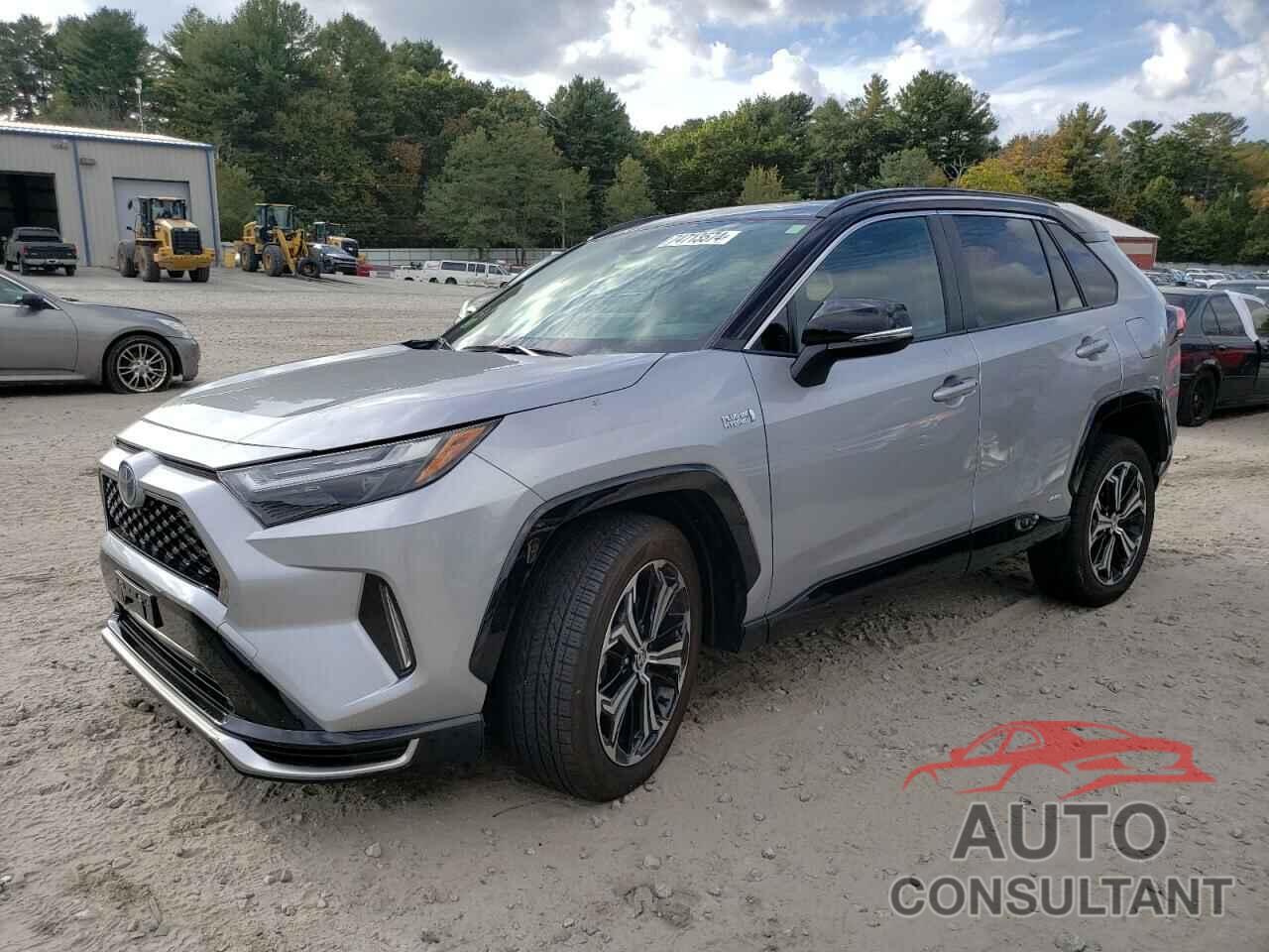 TOYOTA RAV4 2023 - JTMEB3FV2PD142700