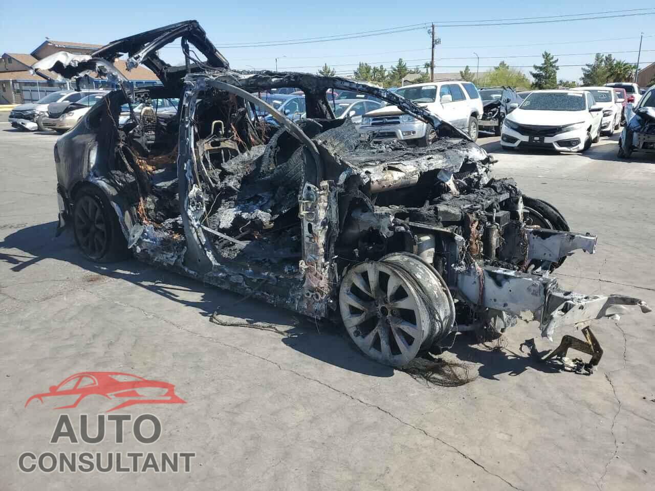 TESLA MODEL X 2023 - 7SAXCBE66PF431309