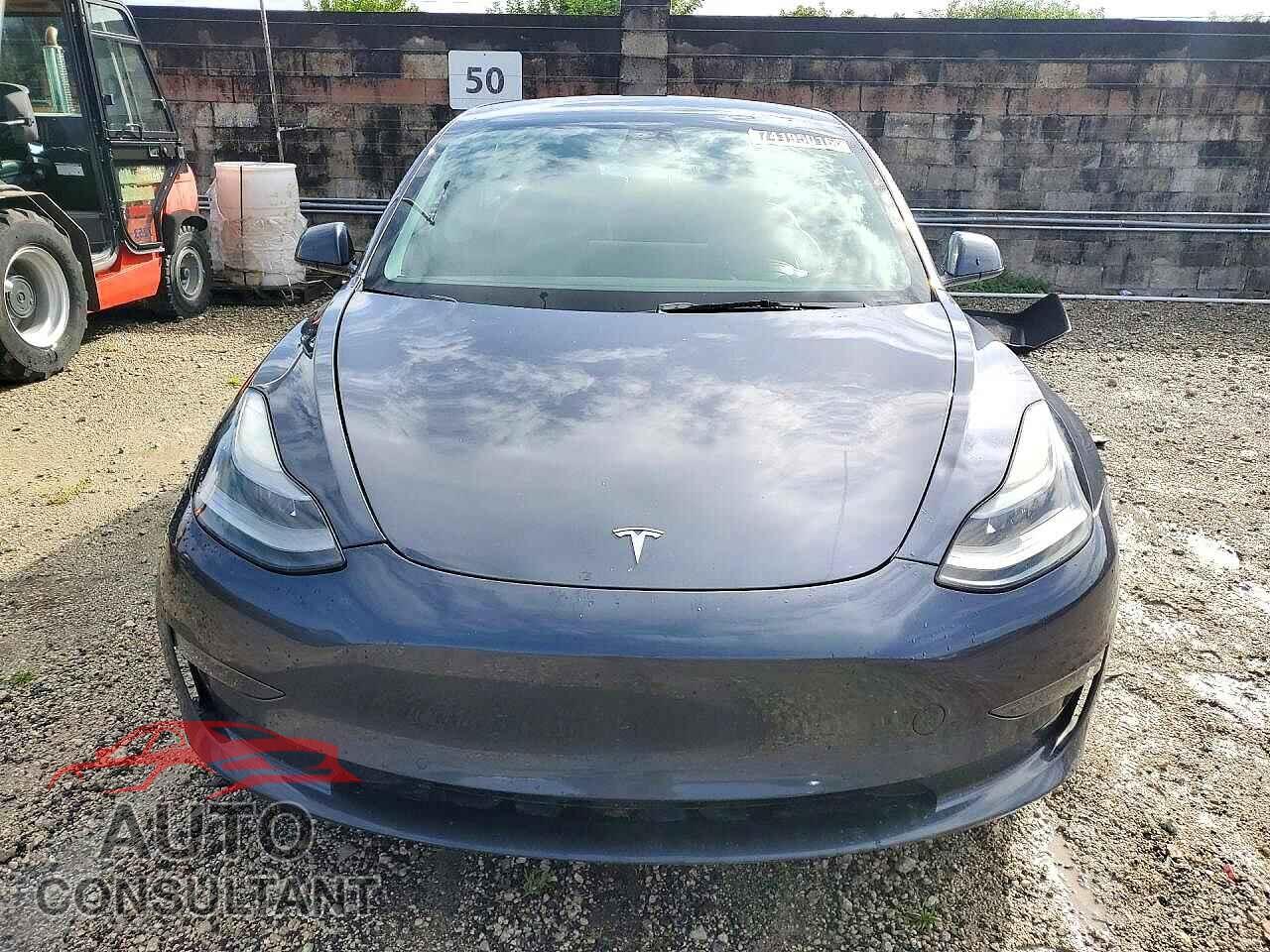 TESLA MODEL 3 2022 - 5YJ3E1EA3NF285498