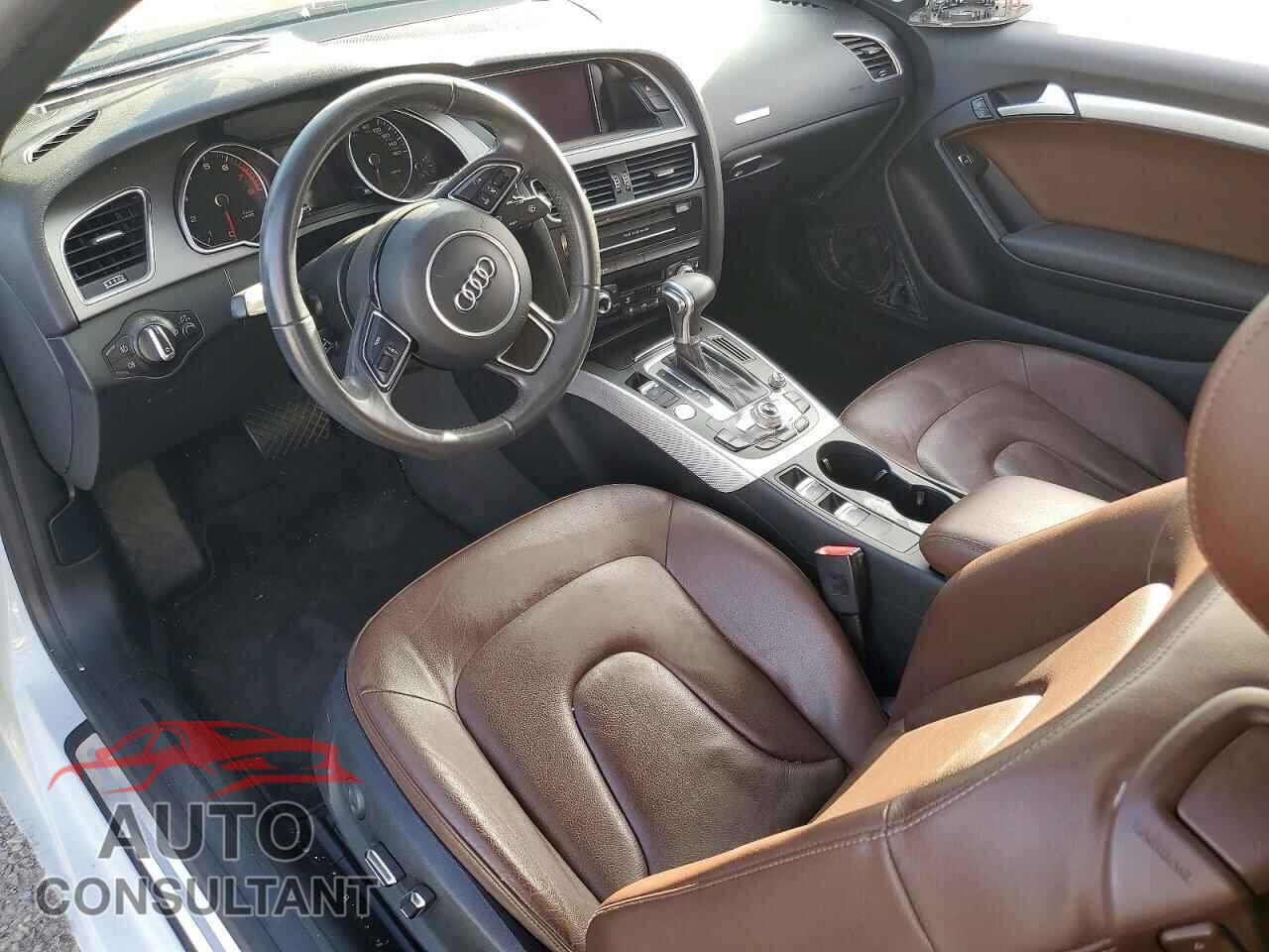 AUDI A5 2013 - WAUVFAFH3DN005707