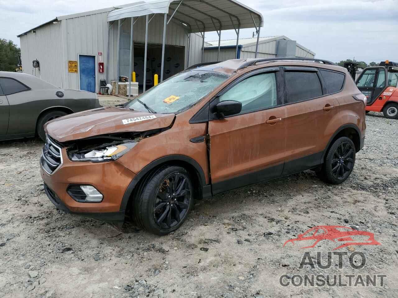 FORD ESCAPE 2017 - 1FMCU9GD5HUB22531