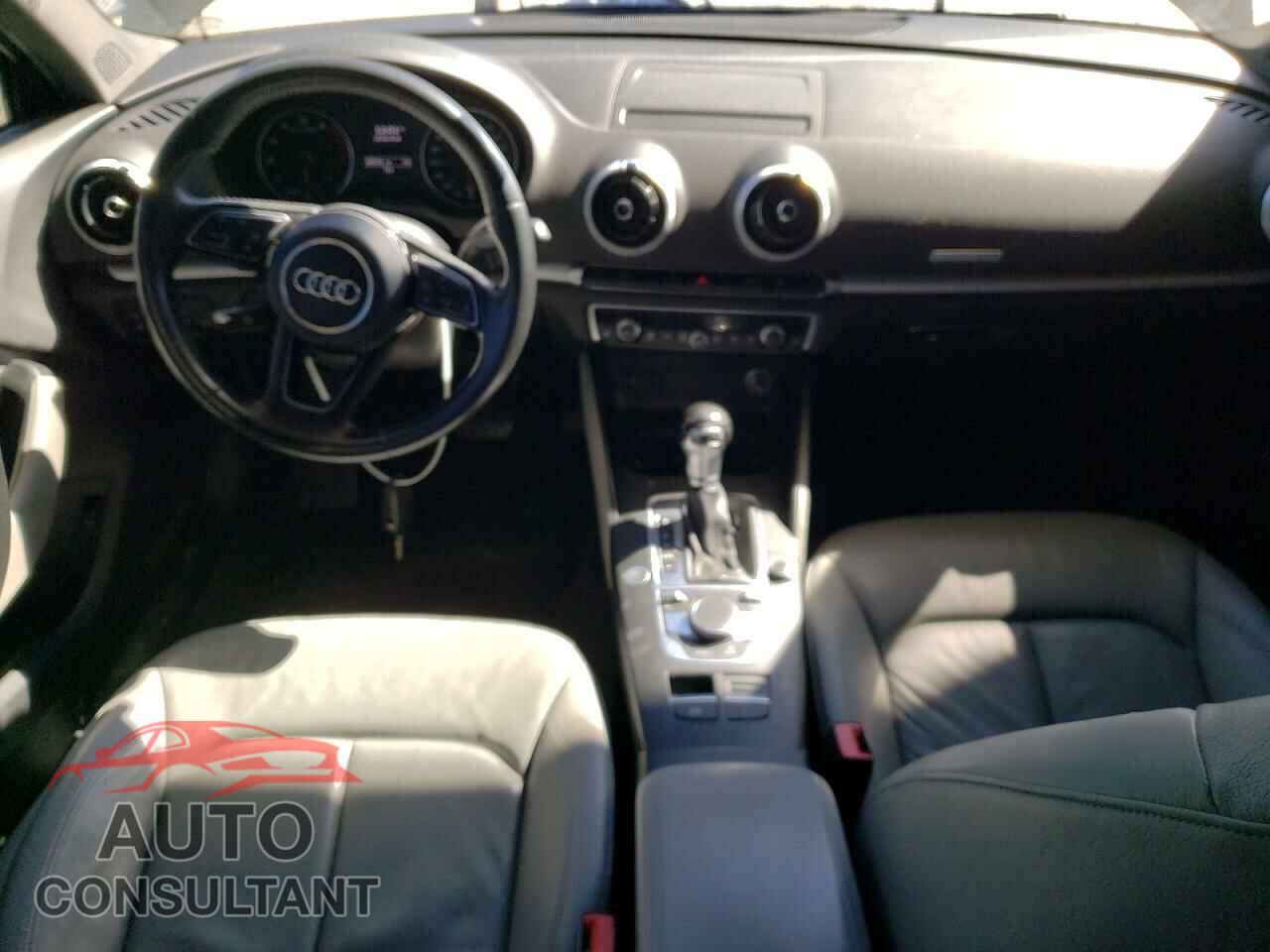 AUDI A3 2017 - WAUAUGFF4H1038573