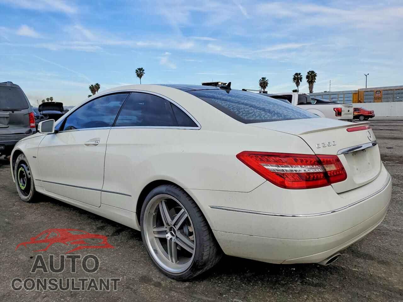 MERCEDES-BENZ E-CLASS 2012 - WDDKJ5KB3CF147969