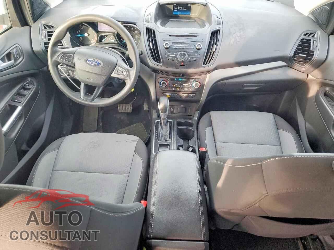 FORD ESCAPE 2018 - 1FMCU9GD1JUB65897