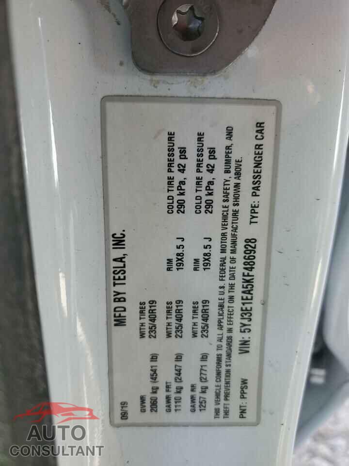 TESLA MODEL 3 2019 - 5YJ3E1EA5KF486928