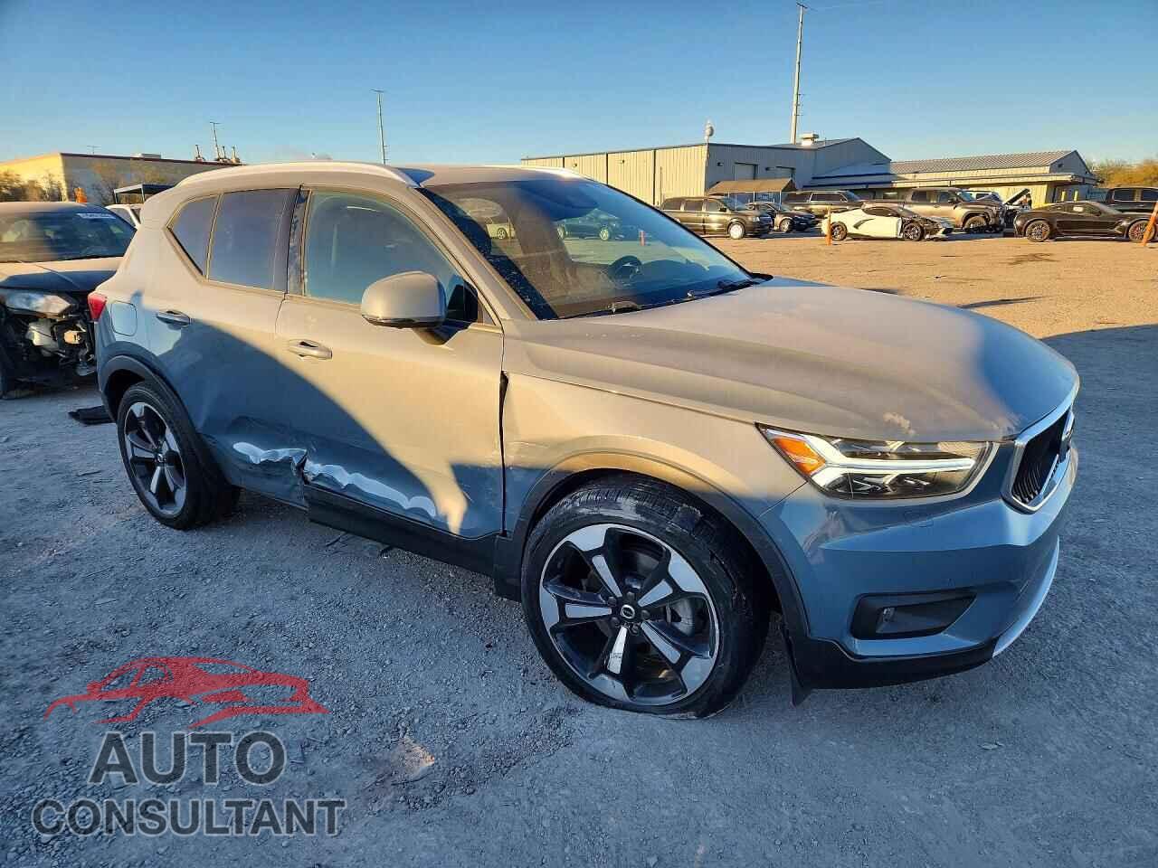 VOLVO XC40 2021 - YV4162UK3M2450792