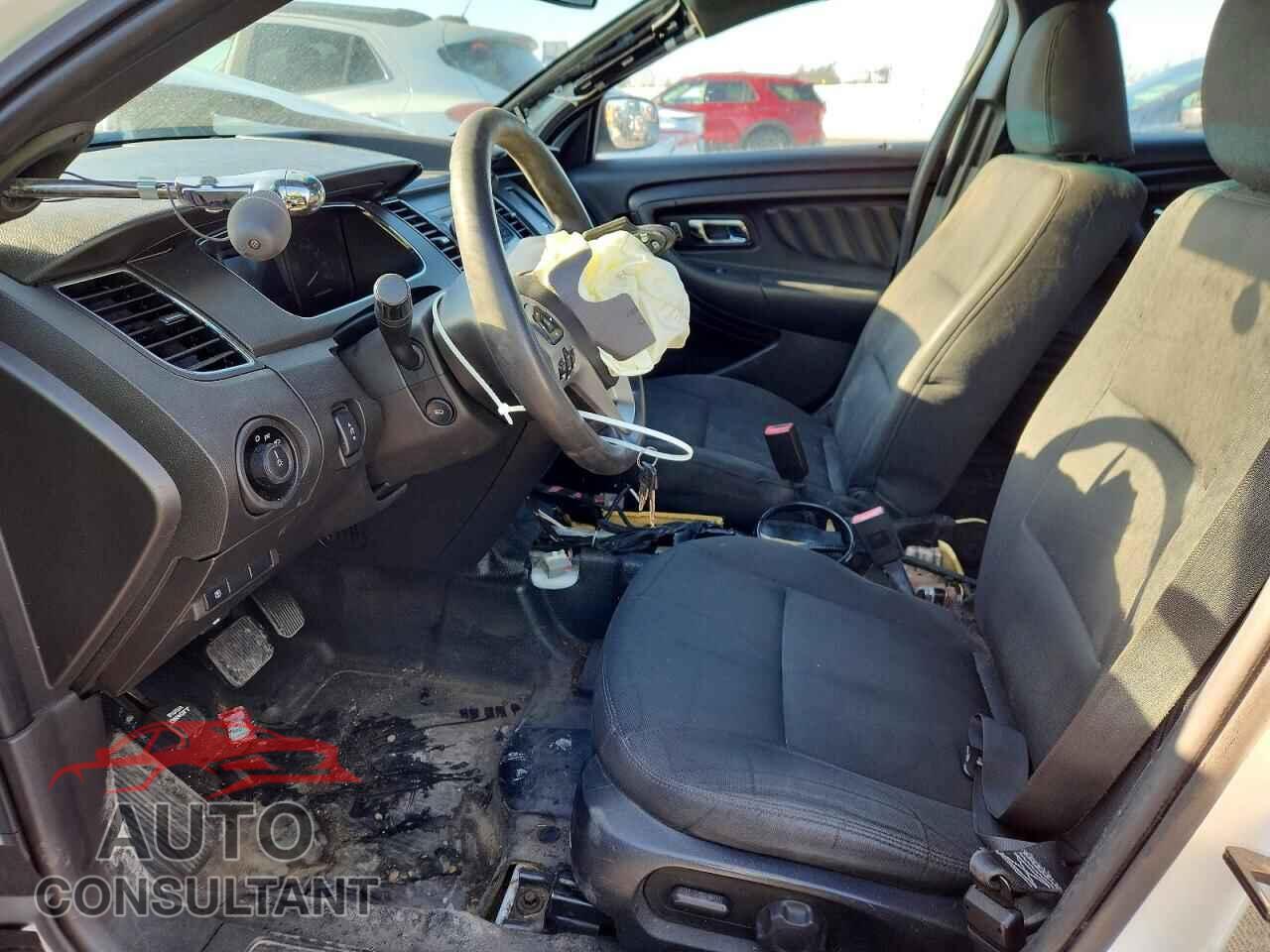 FORD TAURUS 2019 - 1FAHP2L85KG103619
