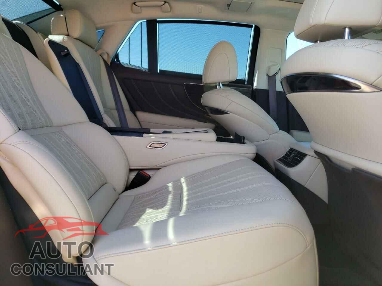 LEXUS LS500 2019 - JTHB5LFF7K5007281