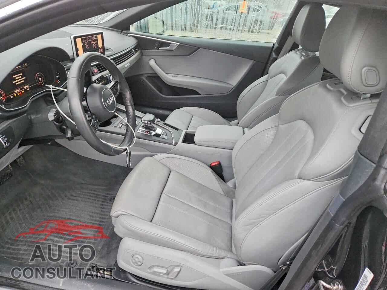 AUDI A5 2018 - WAUTNAF50JA004520