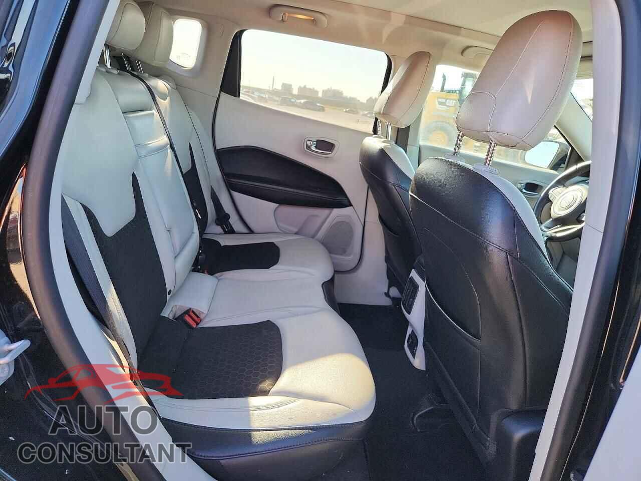 JEEP COMPASS 2018 - 3C4NJCBB4JT486867