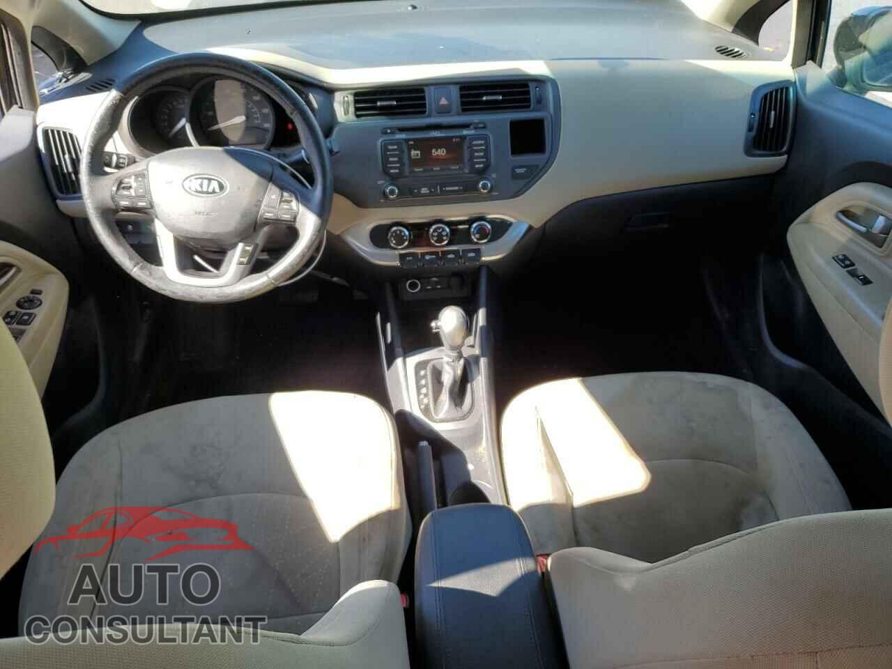 KIA RIO 2013 - KNADN4A35D6243001