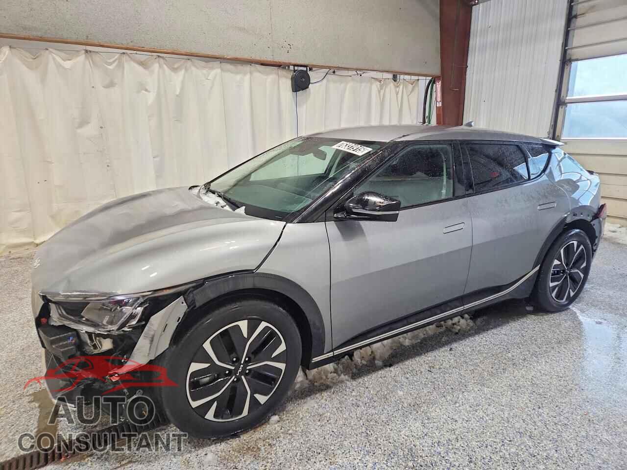 KIA EV6 LIGHT 2024 - KNDC34LA0R5202000