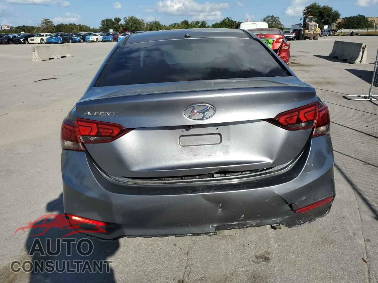 HYUNDAI ACCENT 2018 - 3KPC24A38JE015233