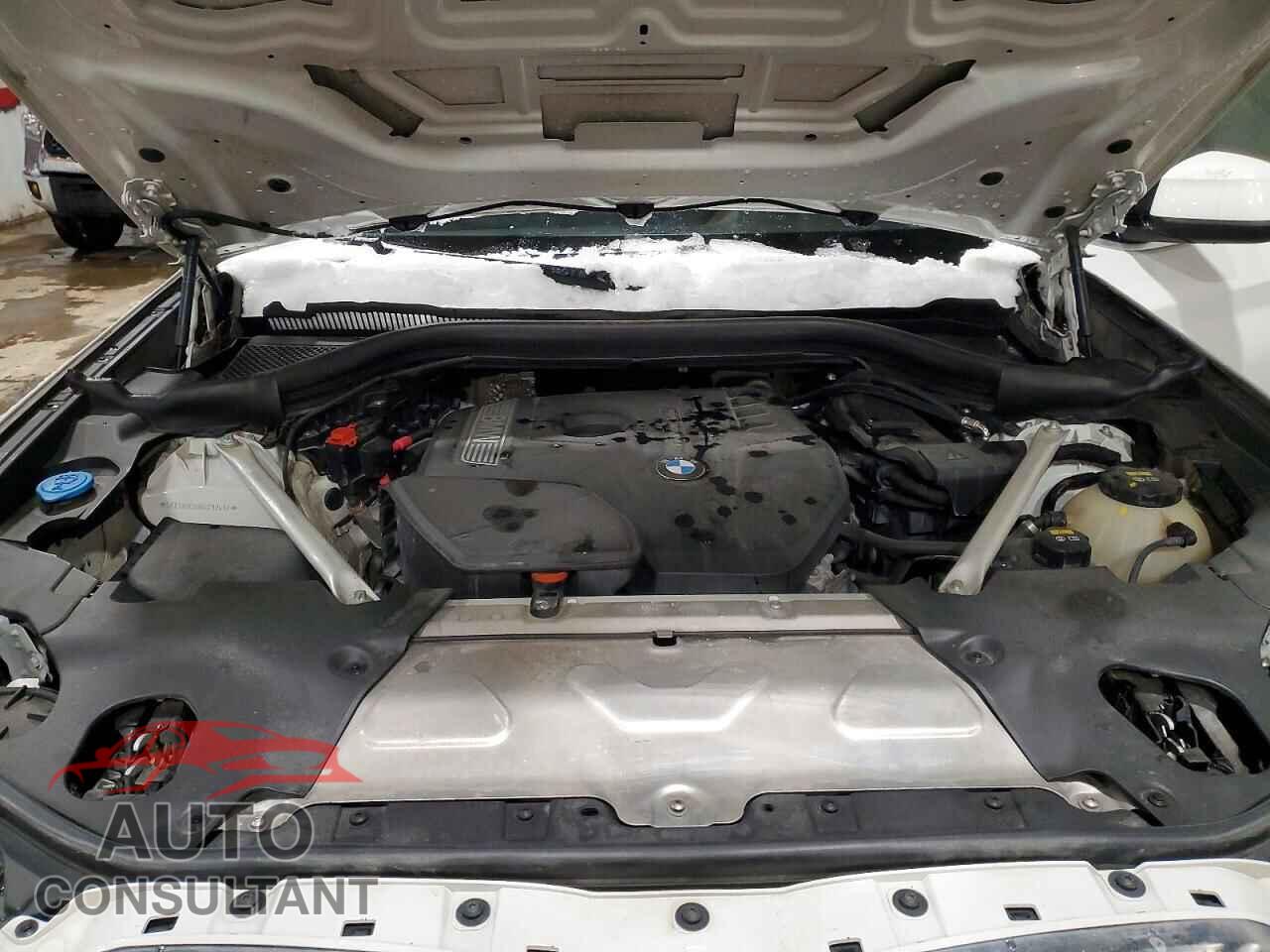 BMW X3 2019 - 5UXTR9C50KLP90432