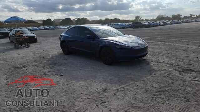 TESLA MODEL 3 2025 - 5YJ3E1EA4SF923561