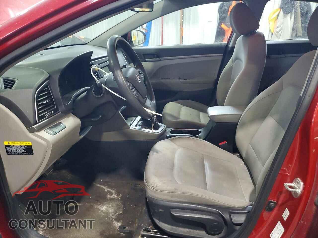 HYUNDAI ELANTRA 2017 - 5NPD74LF5HH200469