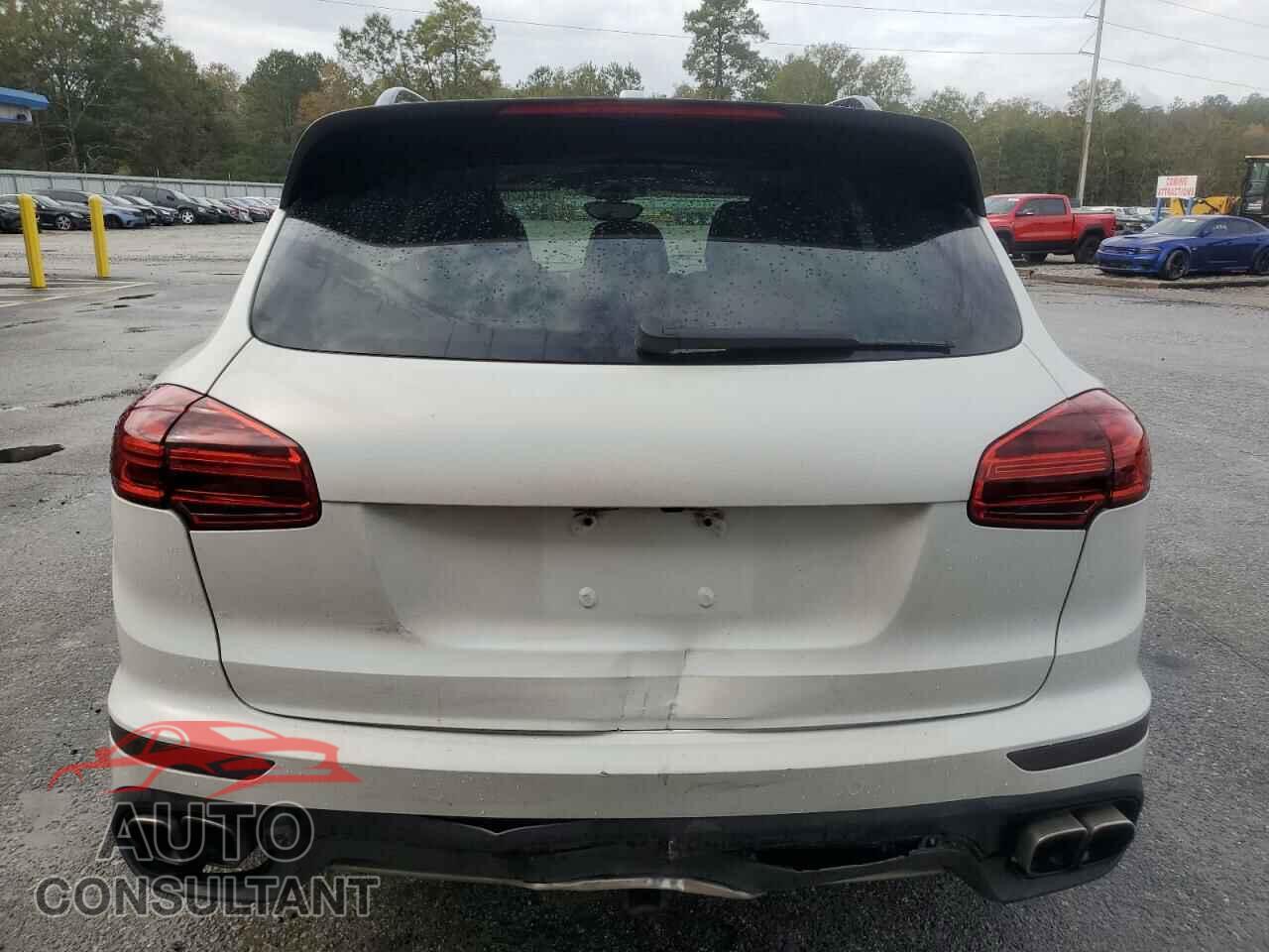 PORSCHE CAYENNE 2015 - WP1AC2A2XFLA81635