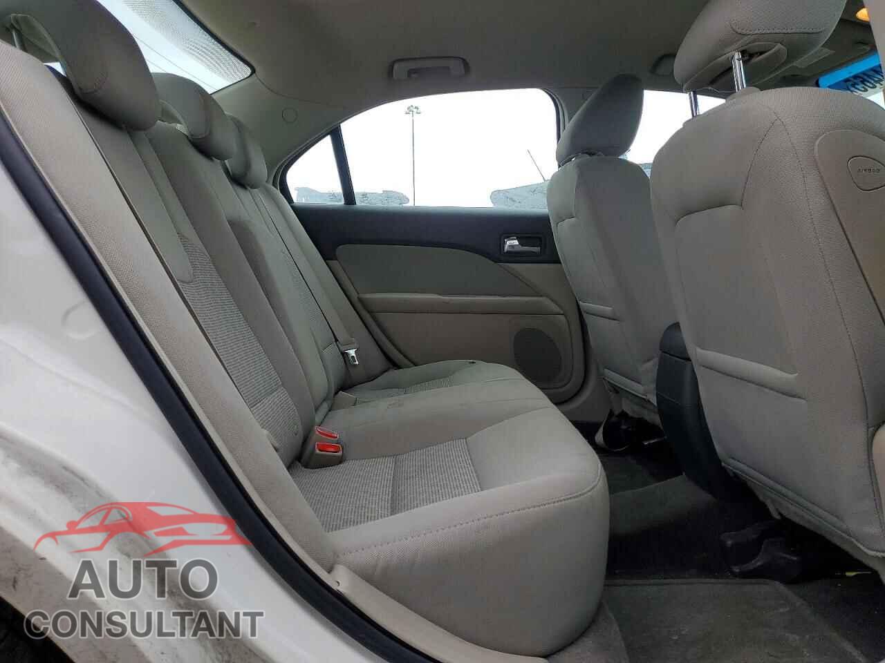 FORD FUSION 2010 - 3FAHP0HA1AR147561