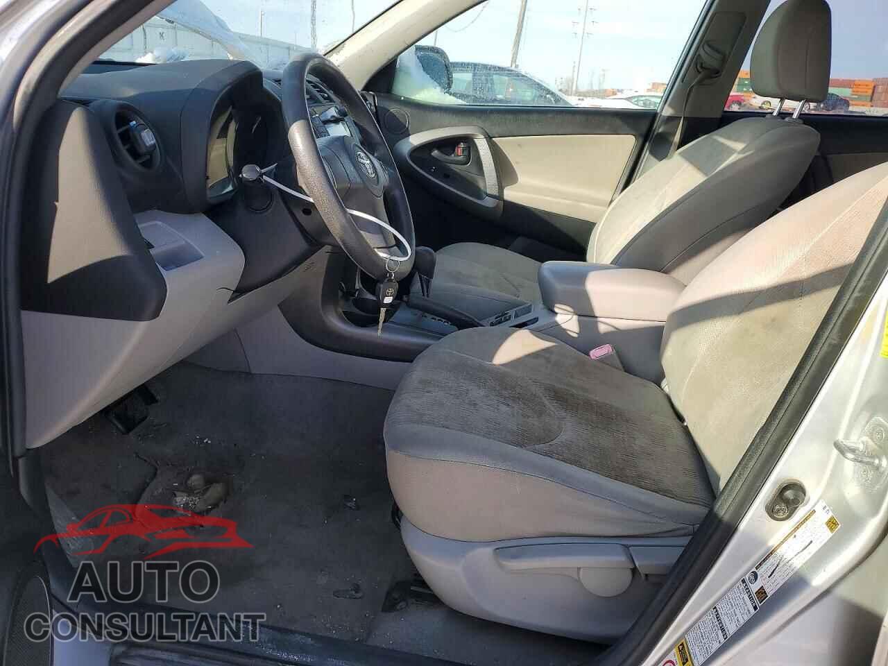 TOYOTA RAV4 2009 - JTMBF33V295016099