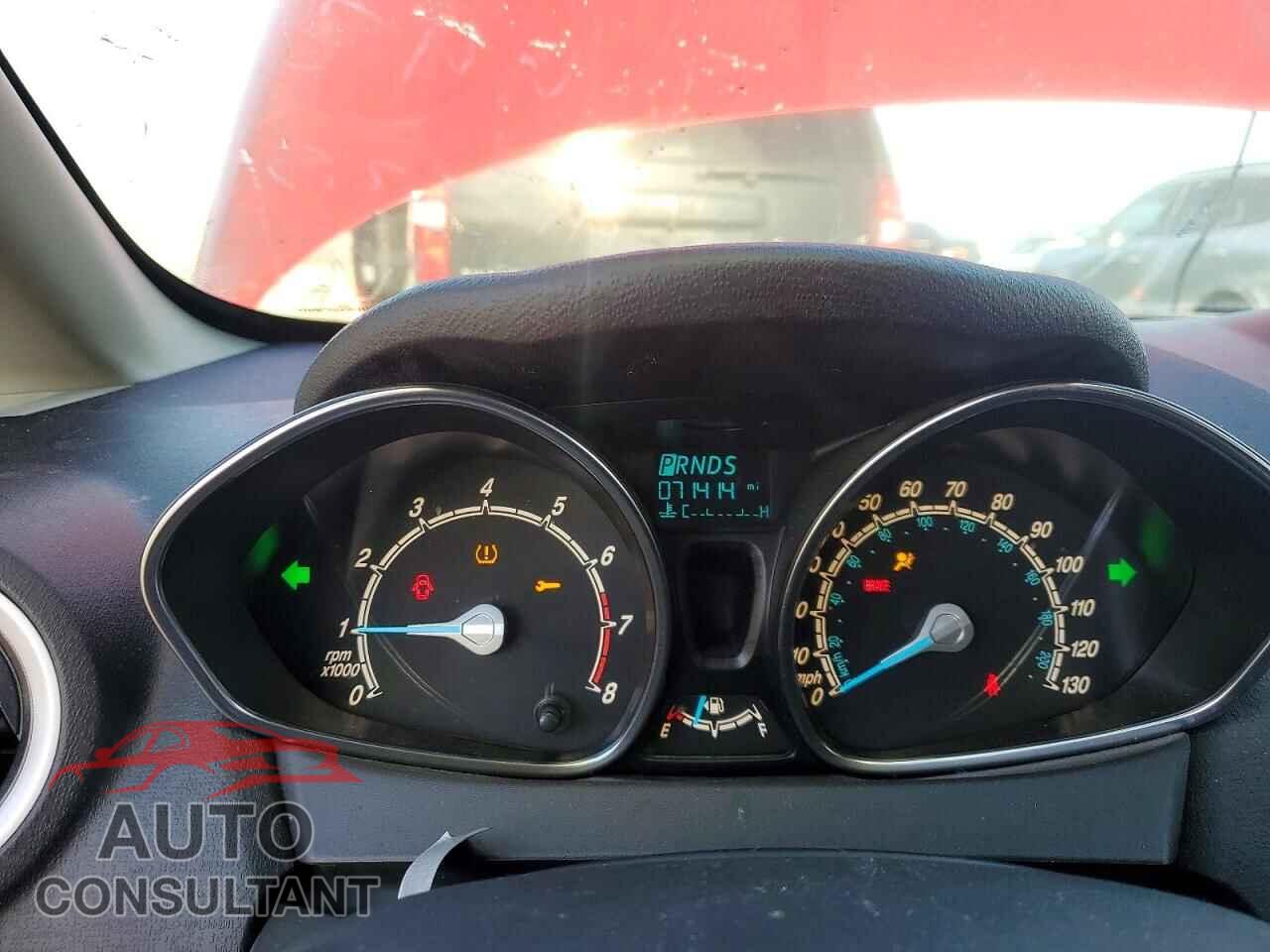 FORD FIESTA 2016 - 3FADP4EJ5GM109041