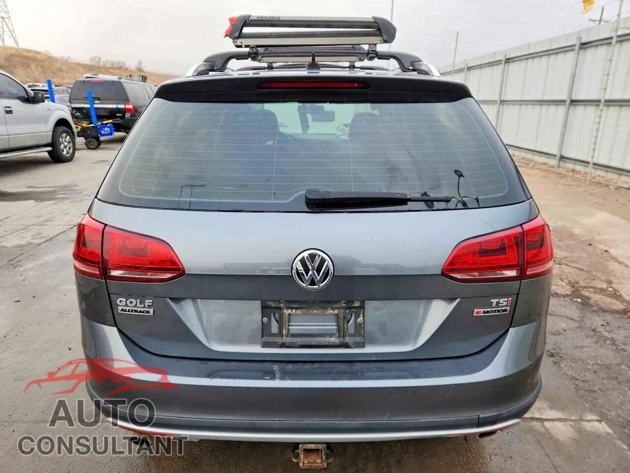 VOLKSWAGEN GOLF 2017 - 3VWH17AUXHM509805
