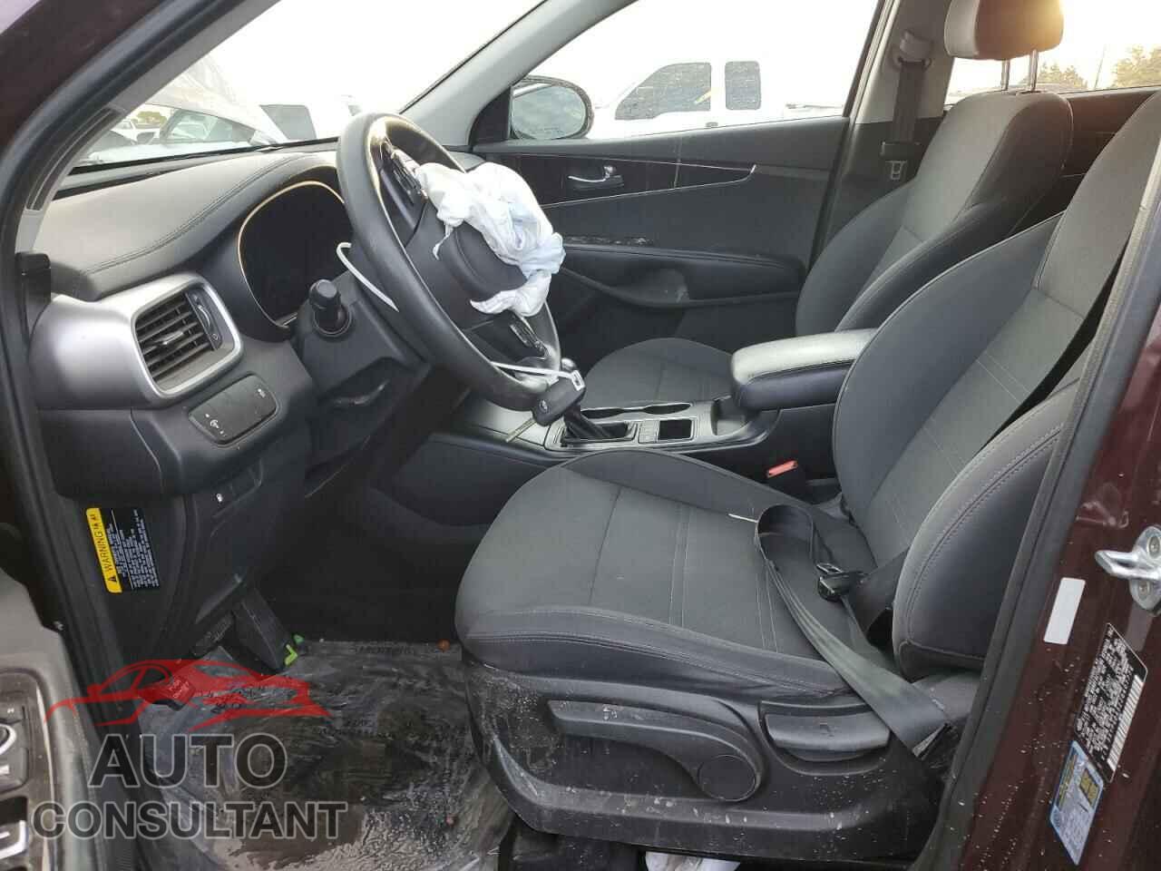 KIA SORENTO 2018 - 5XYPGDA52JG407776