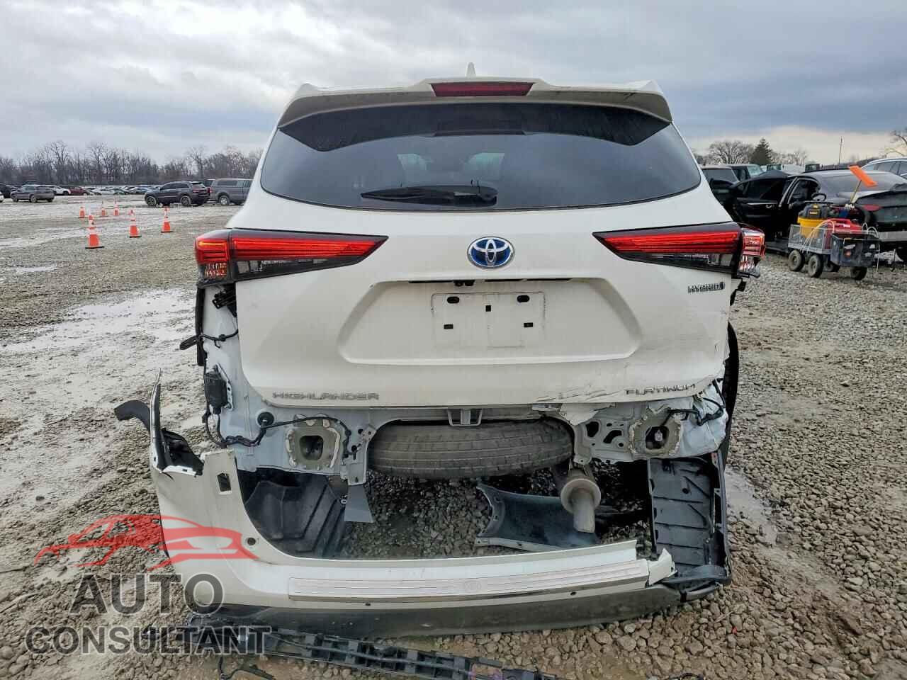 TOYOTA HIGHLANDER 2021 - 5TDEBRCH6MS059174
