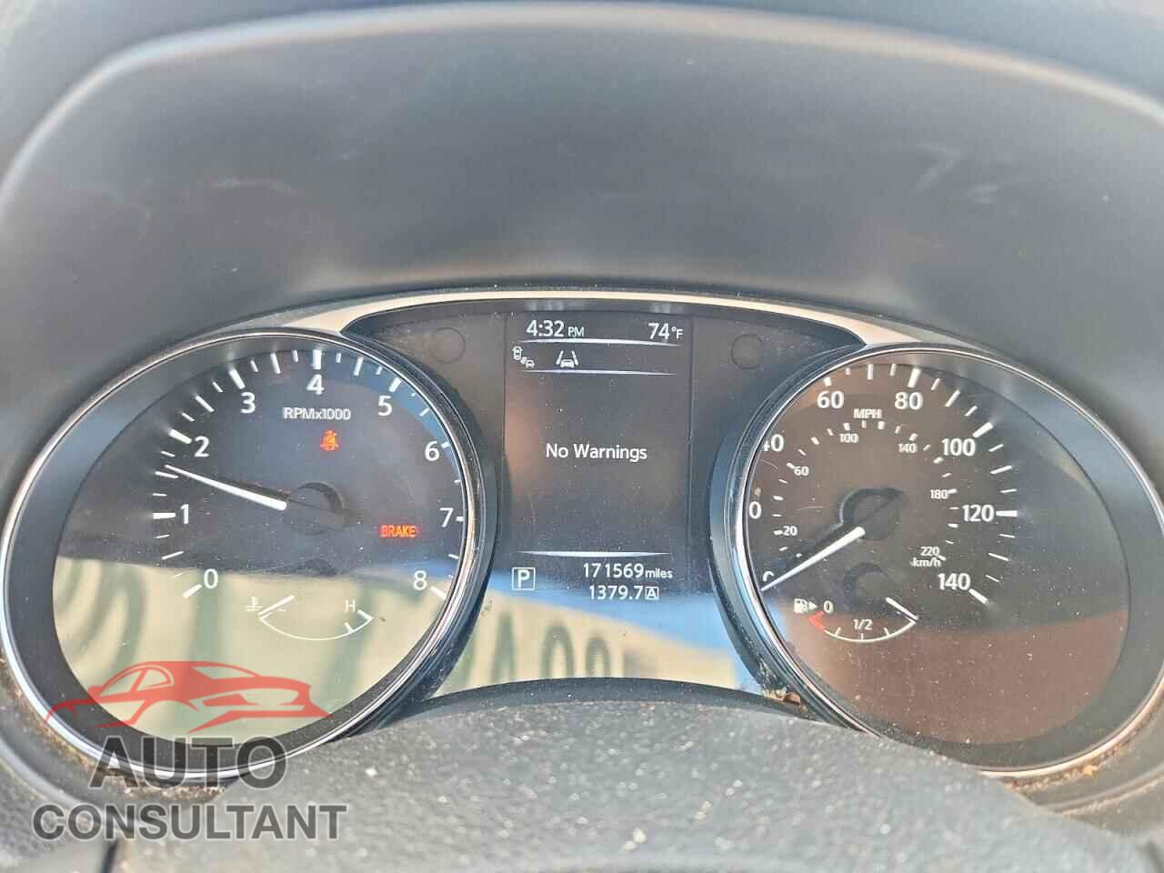 NISSAN ROGUE 2015 - 5N1AT2ML0FC760654