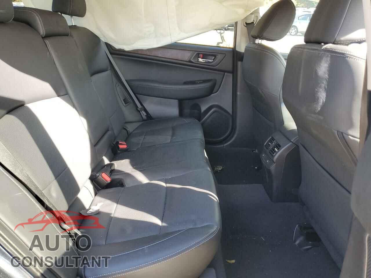 SUBARU OUTBACK 2017 - 4S4BSANC3H3313920