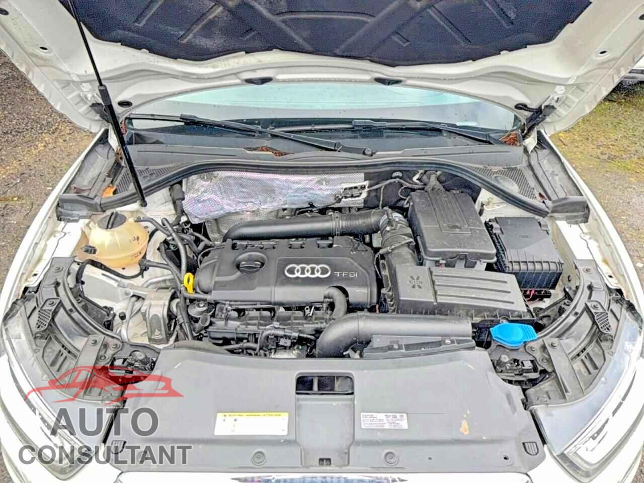 AUDI Q3 2015 - WA1GFCFSXFR002294