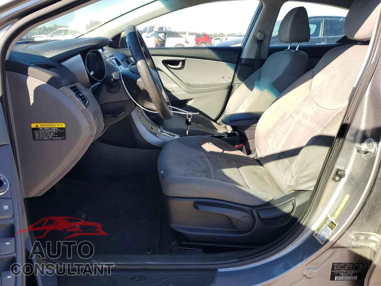 HYUNDAI ELANTRA 2012 - KMHDH4AE3CU254807