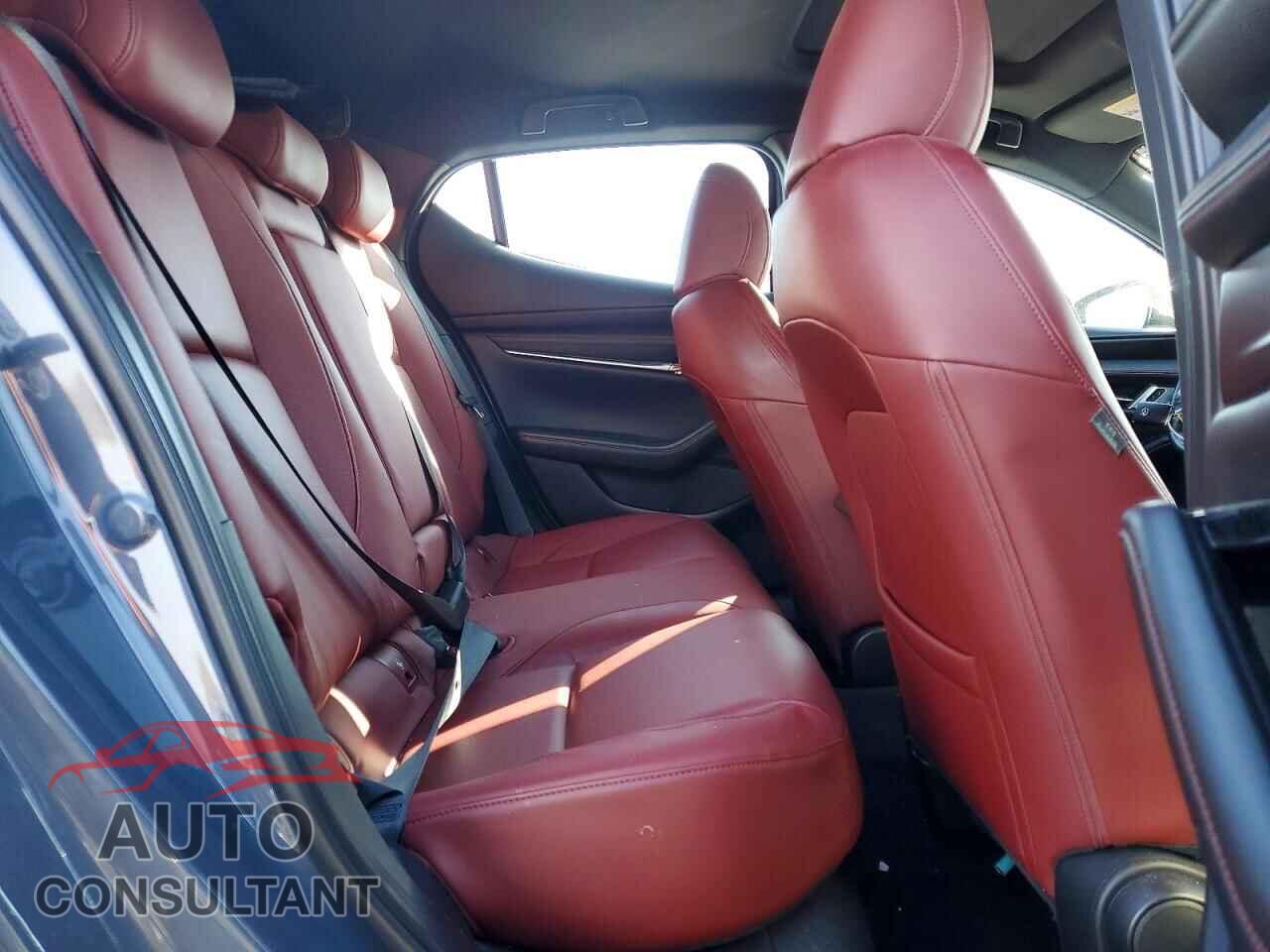 MAZDA 3 2023 - JM1BPALM6P1608358