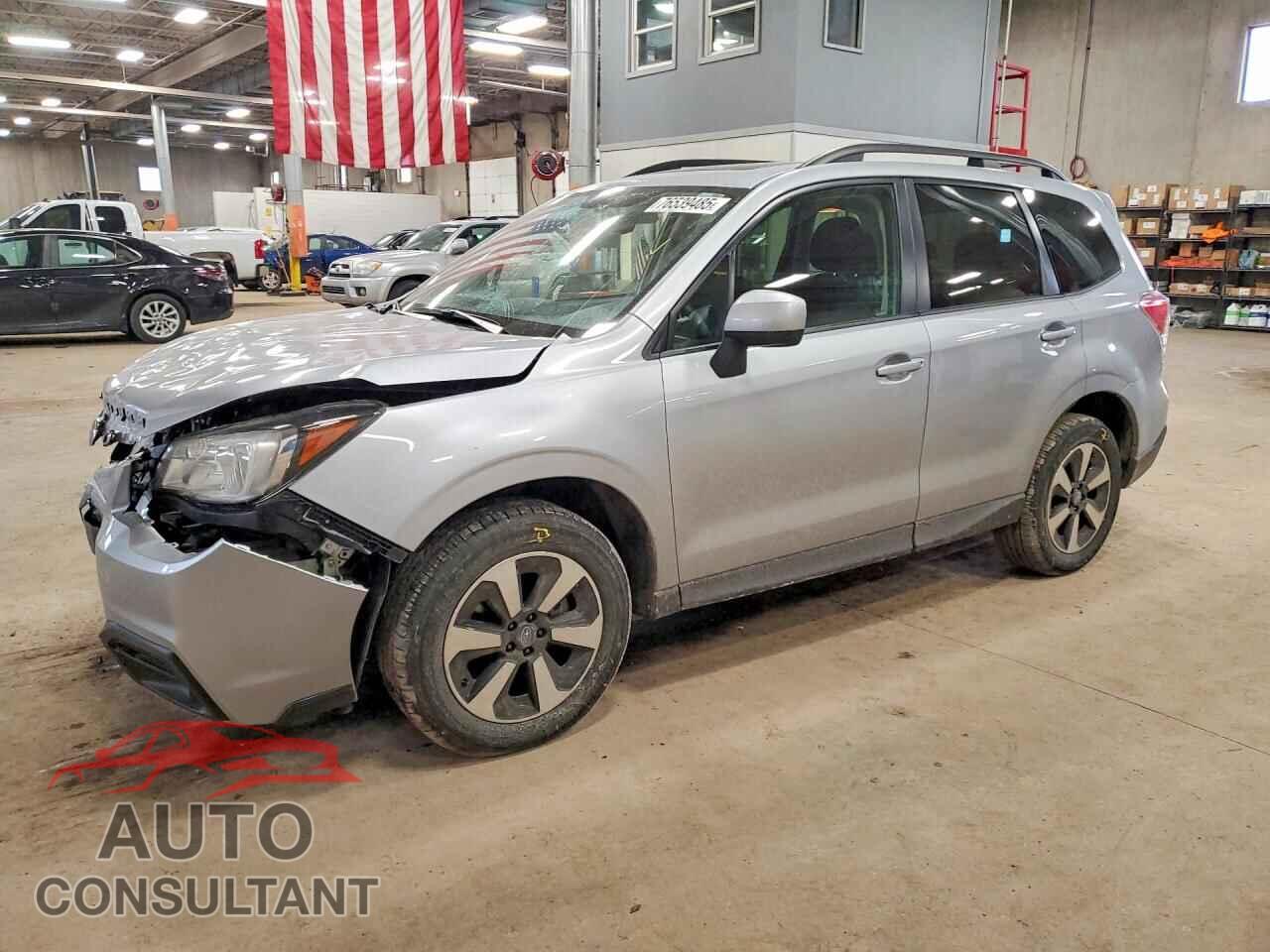 SUBARU FORESTER 2017 - JF2SJAECXHH517013