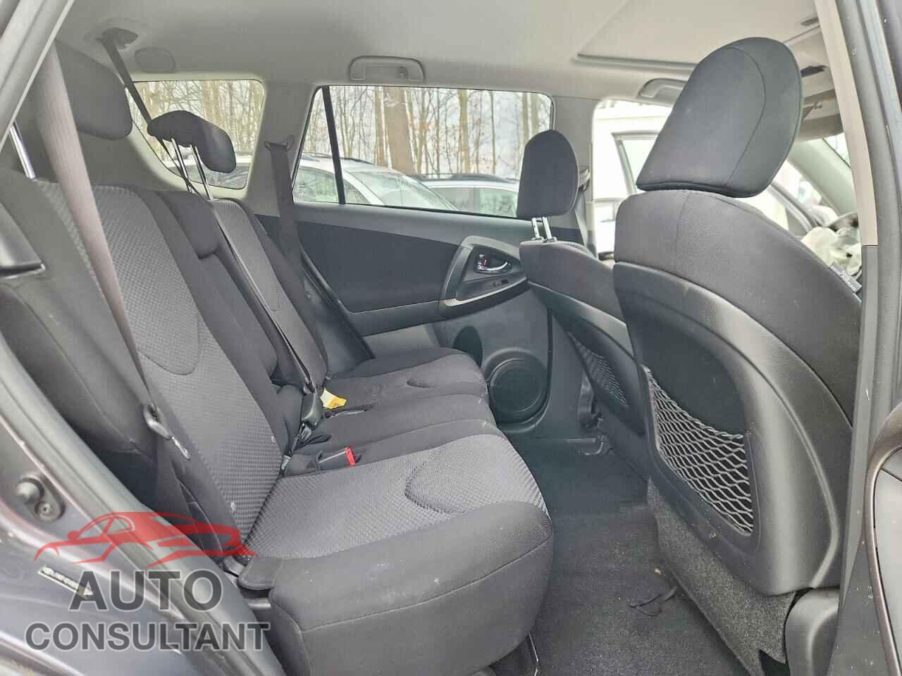 TOYOTA RAV4 2011 - JTMRF4DV8B5043316