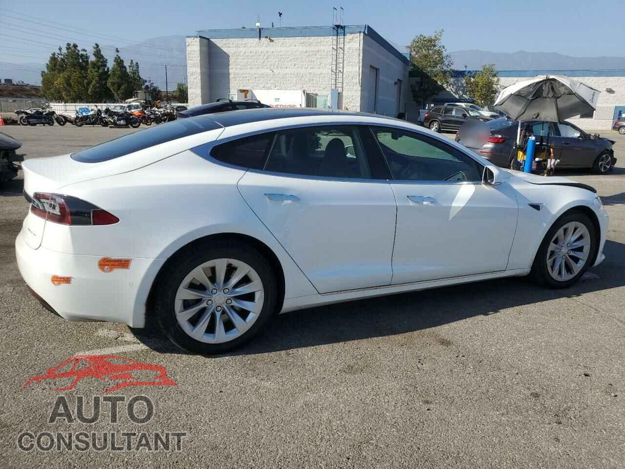 TESLA MODEL S 2020 - 5YJSA1E27LF359485