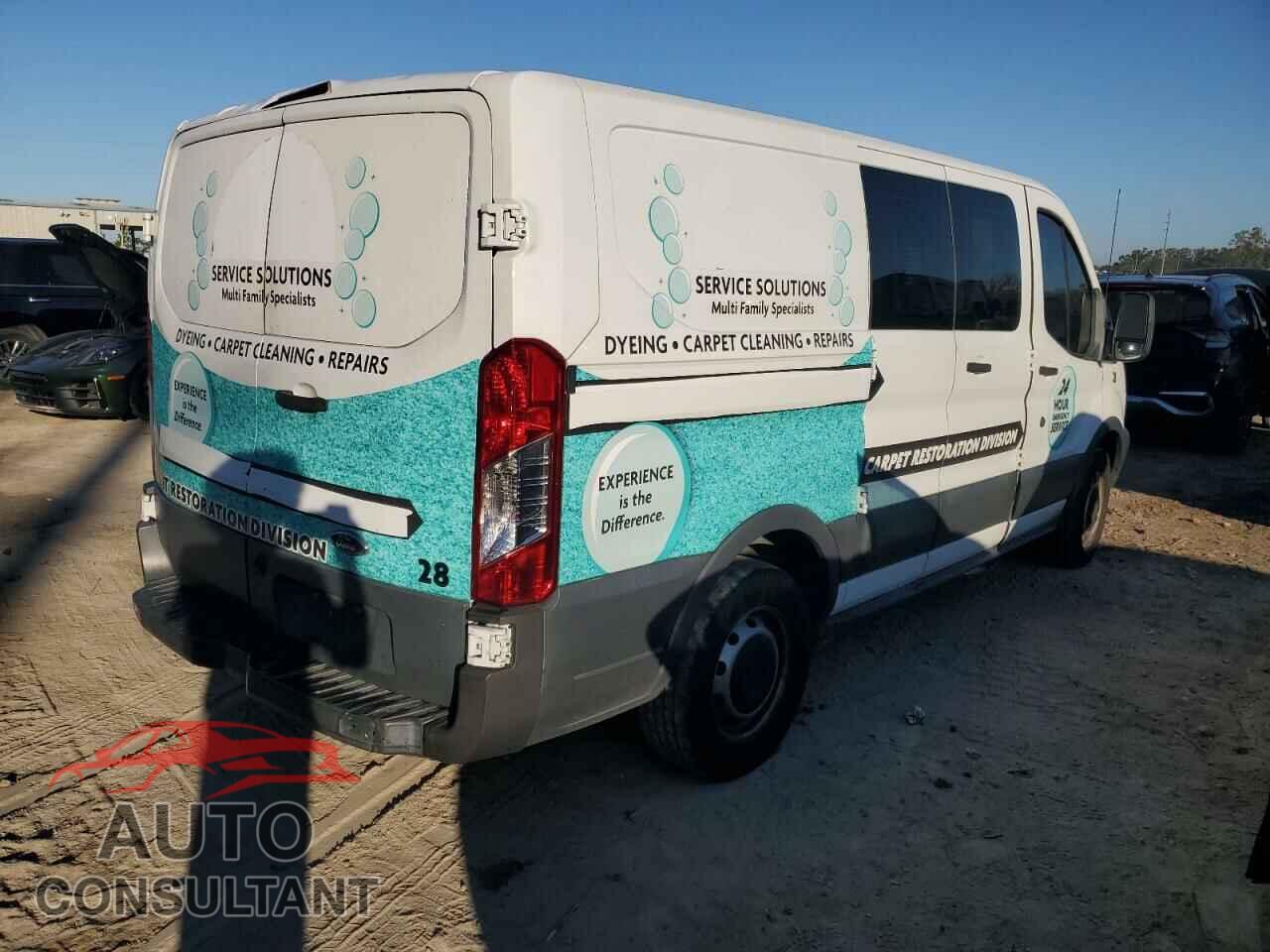 FORD TRANSIT 2017 - 1FTYR1ZM1HKB34147