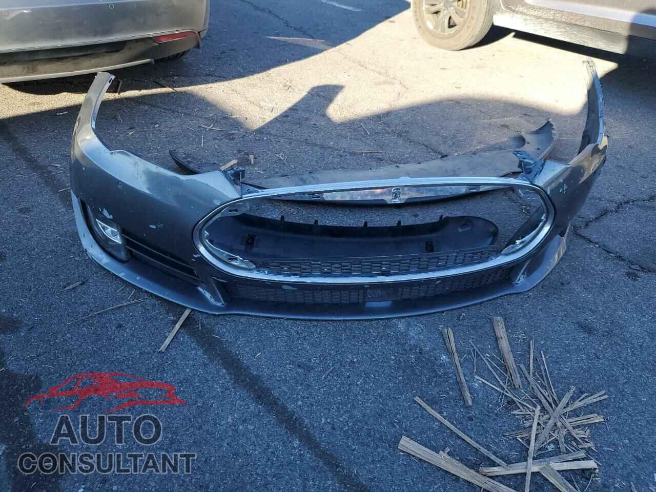 TESLA MODEL S 2013 - 5YJSA1CN5DFP20792