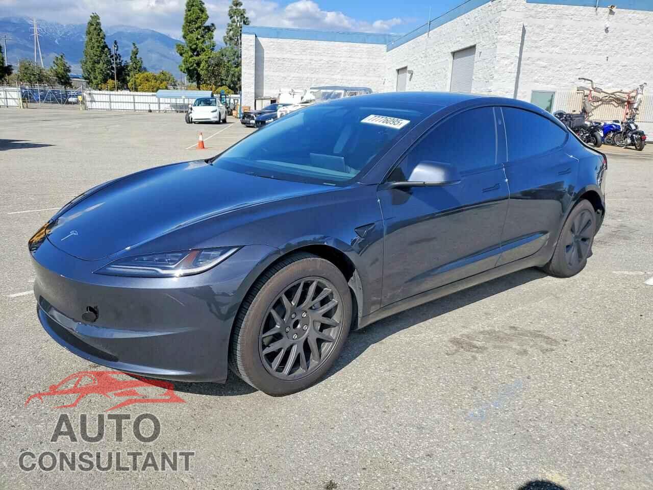 TESLA MODEL 3 2025 - 5YJ3E1EA1SF048486