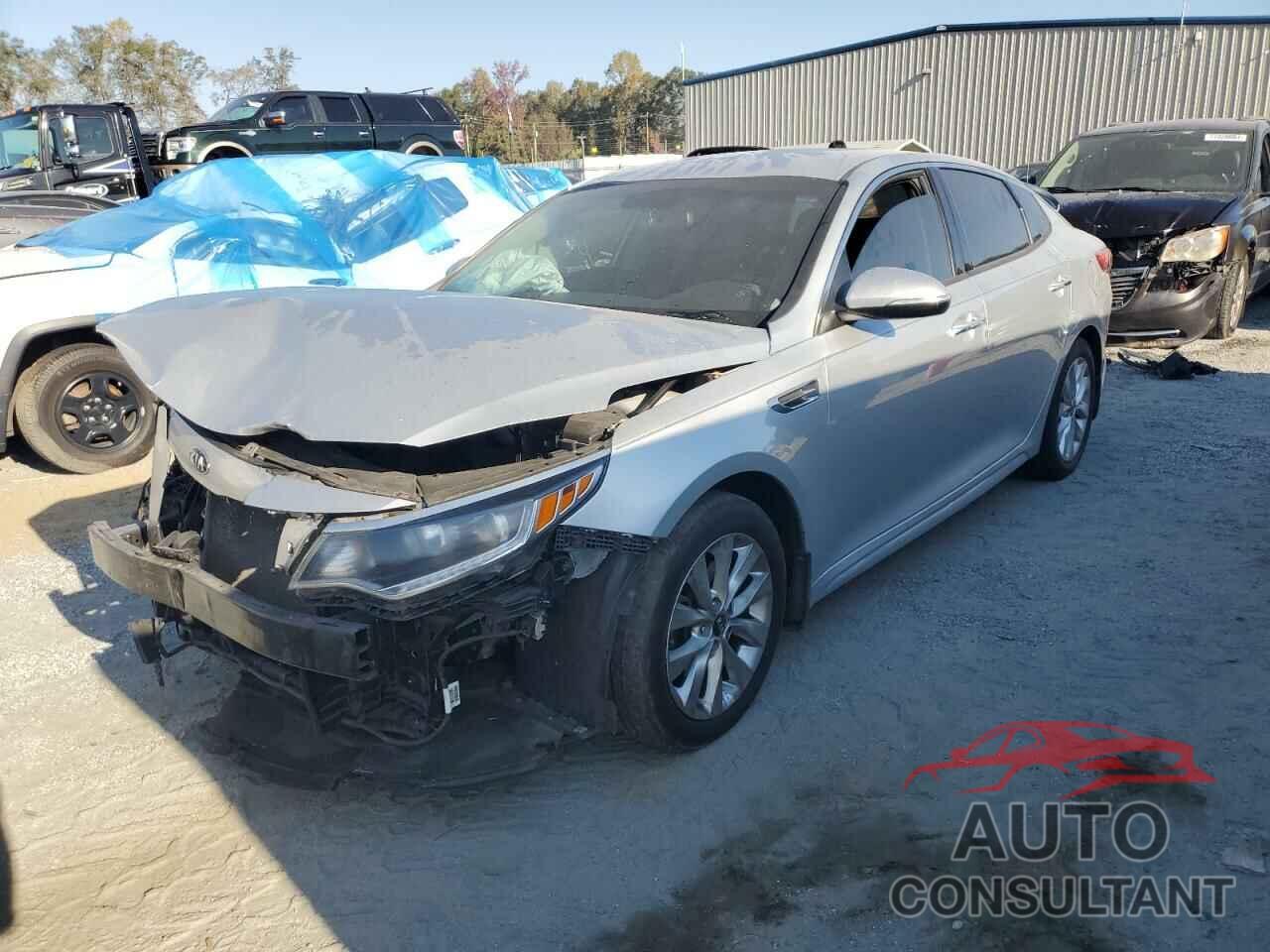 KIA OPTIMA 2018 - 5XXGU4L32JG218277